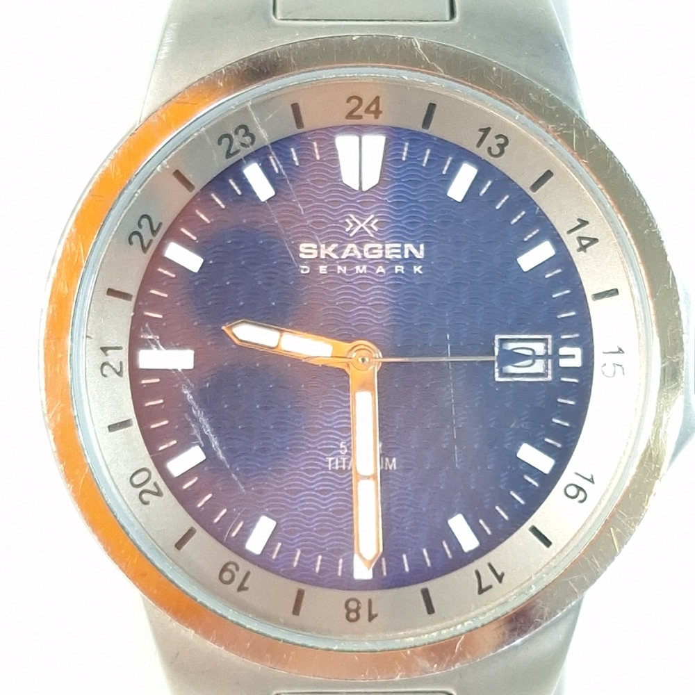 Skagen Ultra Slim Watch Men 36mm Titanium Blue Dial, New Battery - Picture 2 of 8